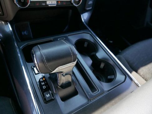 Certified 2022 Ford F150 XLT w/ Equipment Group 302A High image 27