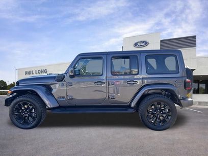 Used 2021 Jeep Wrangler Unlimited Sahara