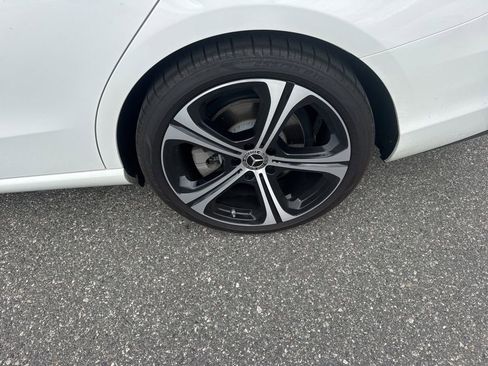 Used 2025 Mercedes-Benz C 300 Sedan image 7