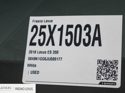 Used 2018 Lexus ES 350 w/ Navigation System Package image 26
