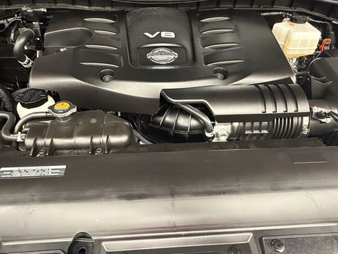 Used 2024 Nissan Armada SL w/ Captain's Chairs Package RWD image 33