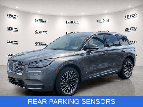 Used 2022 Lincoln Corsair Reserve w/ Luxury Package FWD image 3
