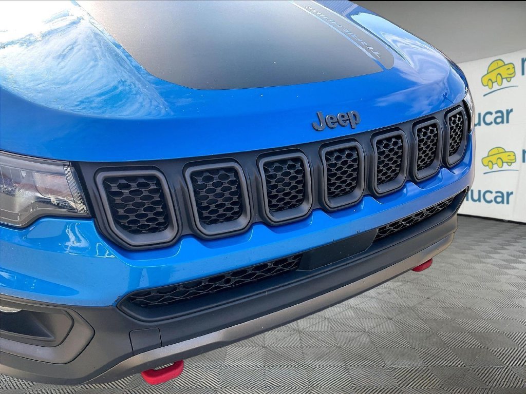 Used 2023 Jeep Compass Trailhawk AWD/4WD image 28
