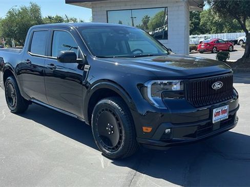 New 2025 Ford Maverick Lobo image 2