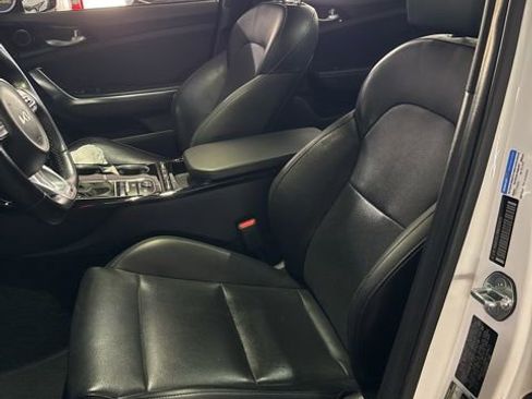 Certified 2022 Kia Stinger GT-Line RWD image 6