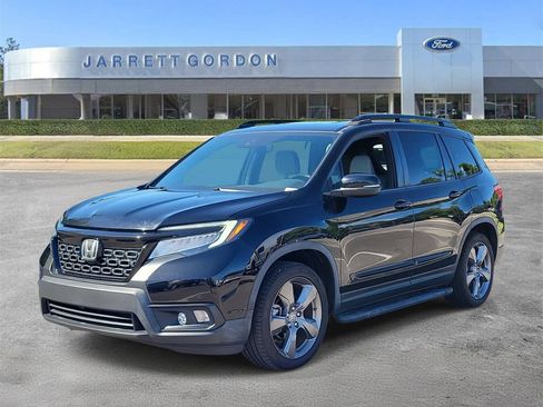 Used 2019 Honda Passport Touring image 2