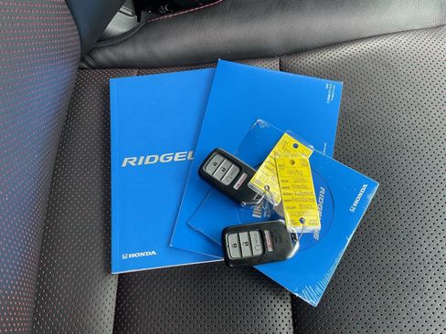 Used 2018 Honda Ridgeline Black Edition image 42