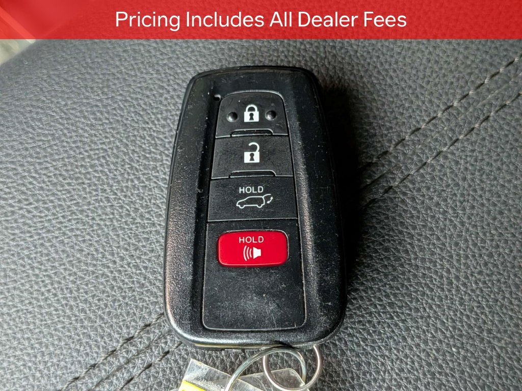 Certified 2023 Toyota RAV4 XLE Premium AWD/4WD image 31