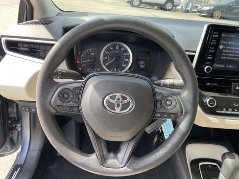 Certified 2020 Toyota Corolla LE image 16