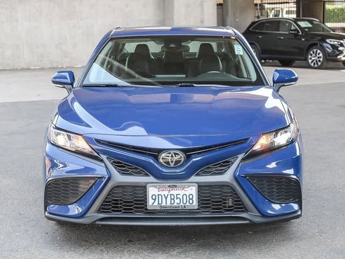 Used 2023 Toyota Camry SE FWD image 2