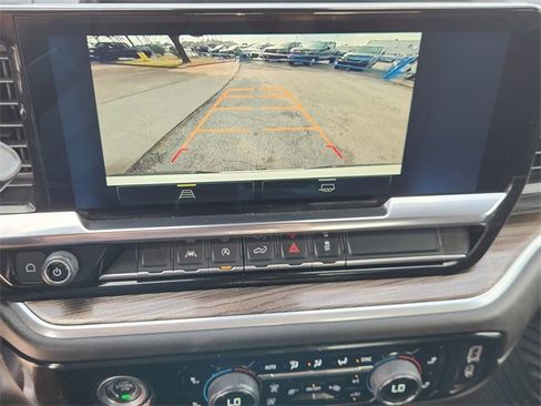 Used 2022 Chevrolet Silverado 1500 LT image 17