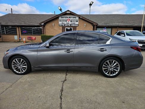 Used 2018 INFINITI Q50 Luxe w/ Essential Package (3.0T Luxe) image 6