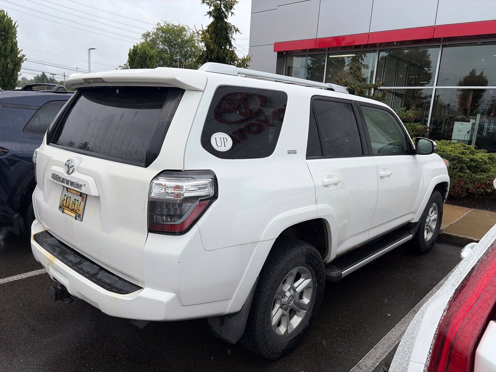 Used 2015 Toyota 4Runner SR5 Premium AWD/4WD image 3