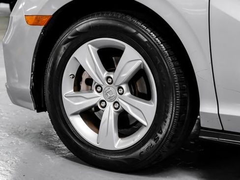 Used 2019 Honda Odyssey EX image 53
