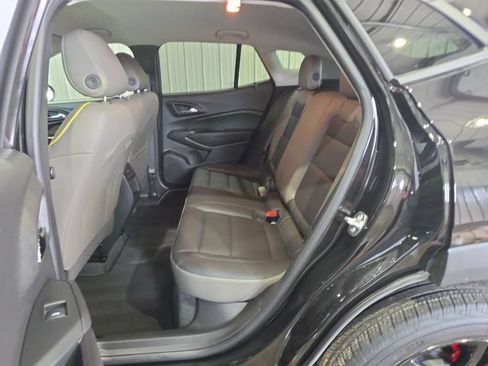 Used 2025 Chevrolet Trax ACTIV w/ Driver Confidence Package FWD image 23