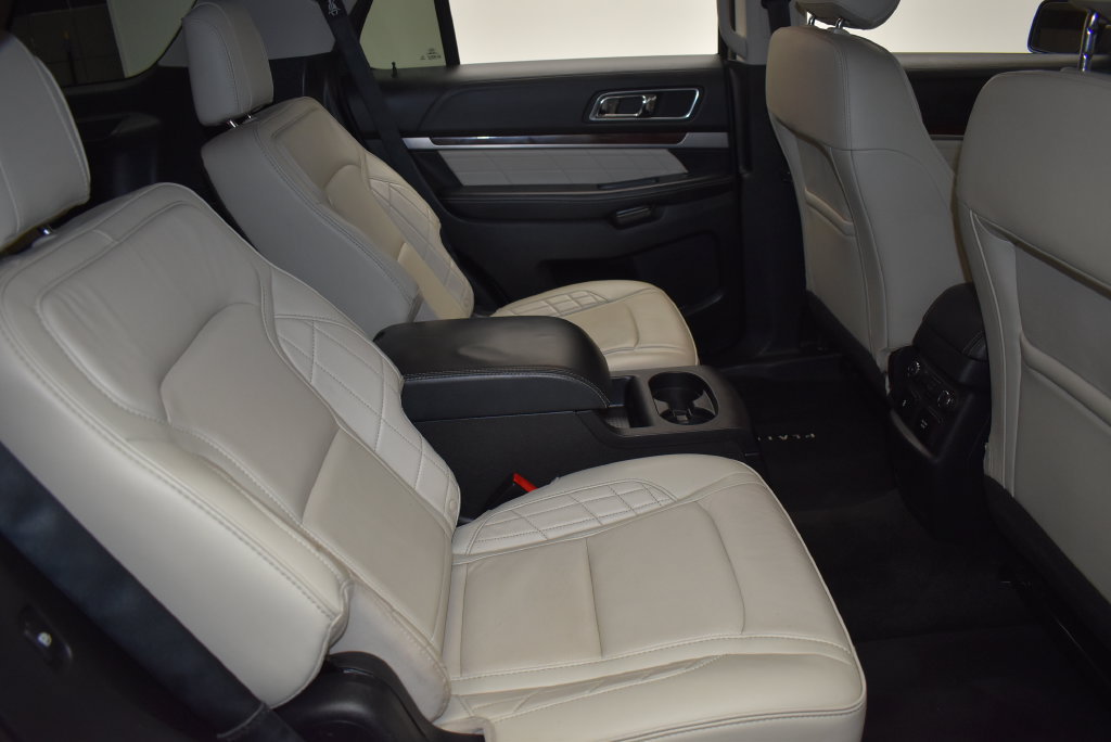 Used 2017 Ford Explorer Platinum AWD/4WD image 28
