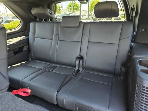 Certified 2024 Toyota Sequoia Platinum AWD/4WD image 19