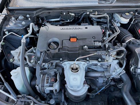 Used 2023 Honda Civic Sport image 27