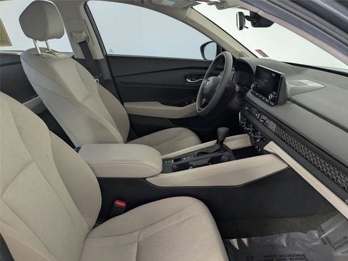 Used 2024 Honda Accord EX image 25