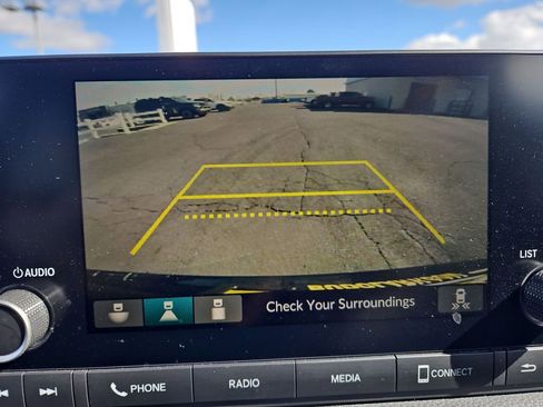 Used 2023 Honda CR-V EX image 14