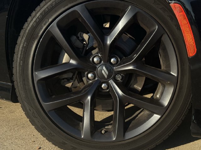 Used 2023 Dodge Charger R/T w/ Blacktop Package RWD image 9