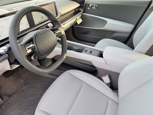 Certified 2025 Hyundai Ioniq 6 SEL image 8