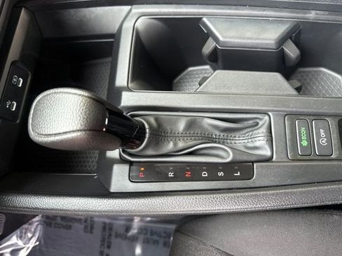 Certified 2025 Honda Accord LX image 18