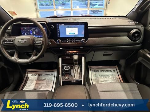 Used 2025 Chevrolet Colorado Trail Boss AWD/4WD image 9