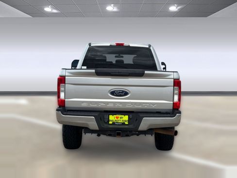 Used 2018 Ford F250 XL w/ STX Appearance Package AWD/4WD image 10