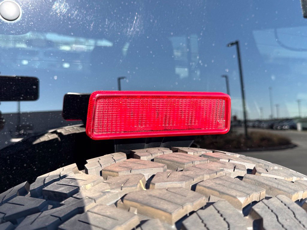 Used 2016 Jeep Wrangler Unlimited Sahara w/ Connectivity Group AWD/4WD image 39