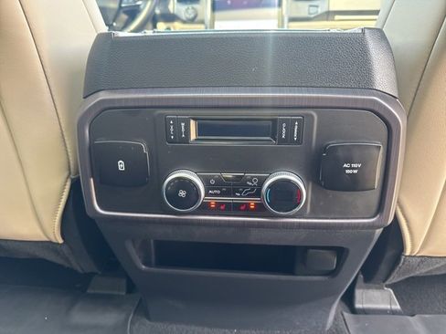 Used 2024 Ford Expedition Max Platinum image 16