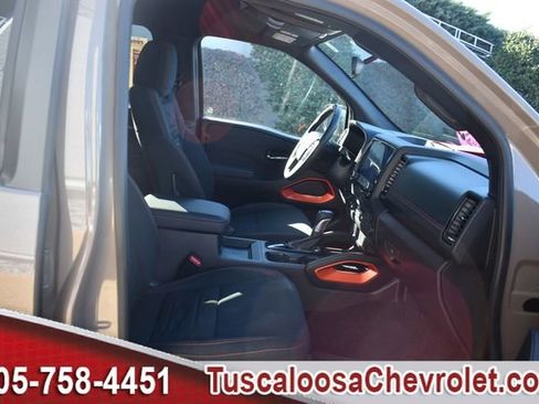 Used 2024 Nissan Frontier PRO-4X w/ Technology Package image 21
