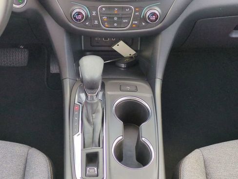 Used 2024 Chevrolet Equinox LT image 21