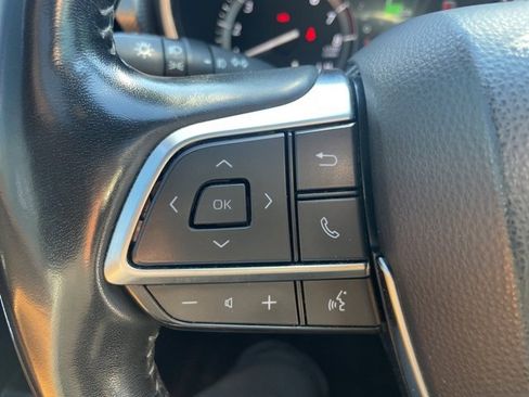 Used 2021 Toyota Highlander Platinum image 22