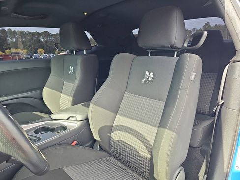 Used 2019 Dodge Challenger R/T Scat Pack RWD image 17