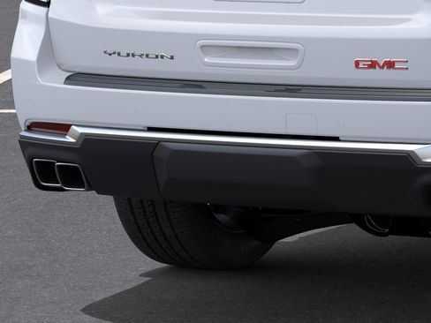 New 2026 GMC Yukon Denali w/ Sun & Power Step Package RWD image 15