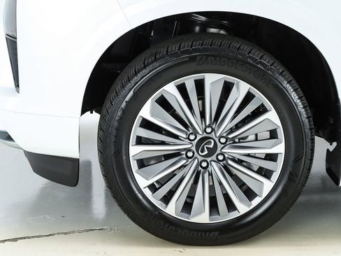 New 2026 INFINITI QX80 Luxe w/ Cargo Package AWD/4WD image 5