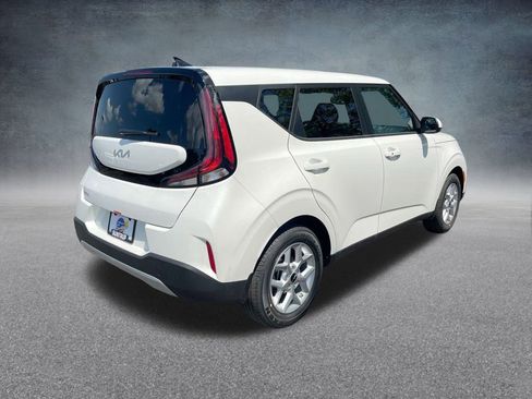 New 2025 Kia Soul S image 32