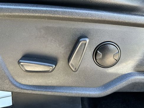 Used 2023 Ford Bronco Wildtrak image 12