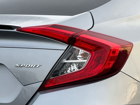 Used 2019 Honda Civic Sport image 29