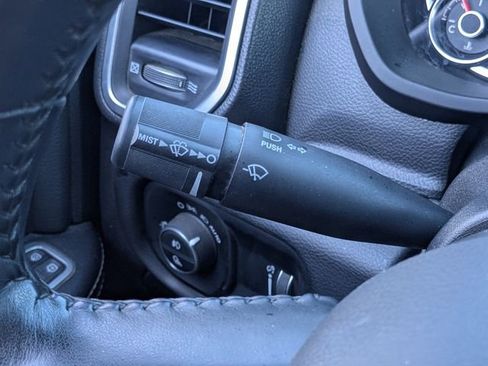 Used 2024 RAM 2500 Big Horn image 26