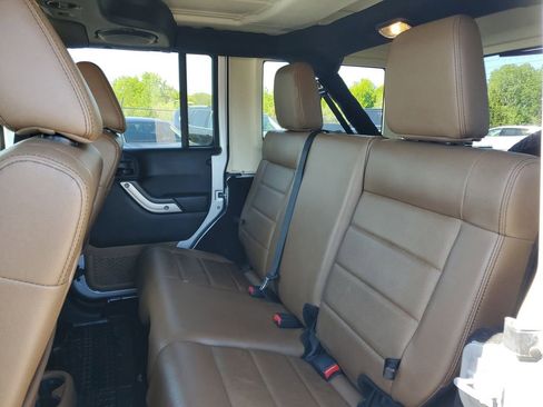 Used 2011 Jeep Wrangler Unlimited Sahara w/ Dual Top Group AWD/4WD image 21