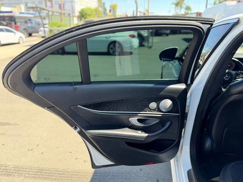 Used 2017 Mercedes-Benz E 300 E 300 4MATIC Sedan 4D w/ Premium 1 Package image 24