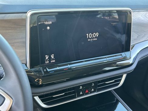 New 2026 Volkswagen Atlas SE FWD image 22