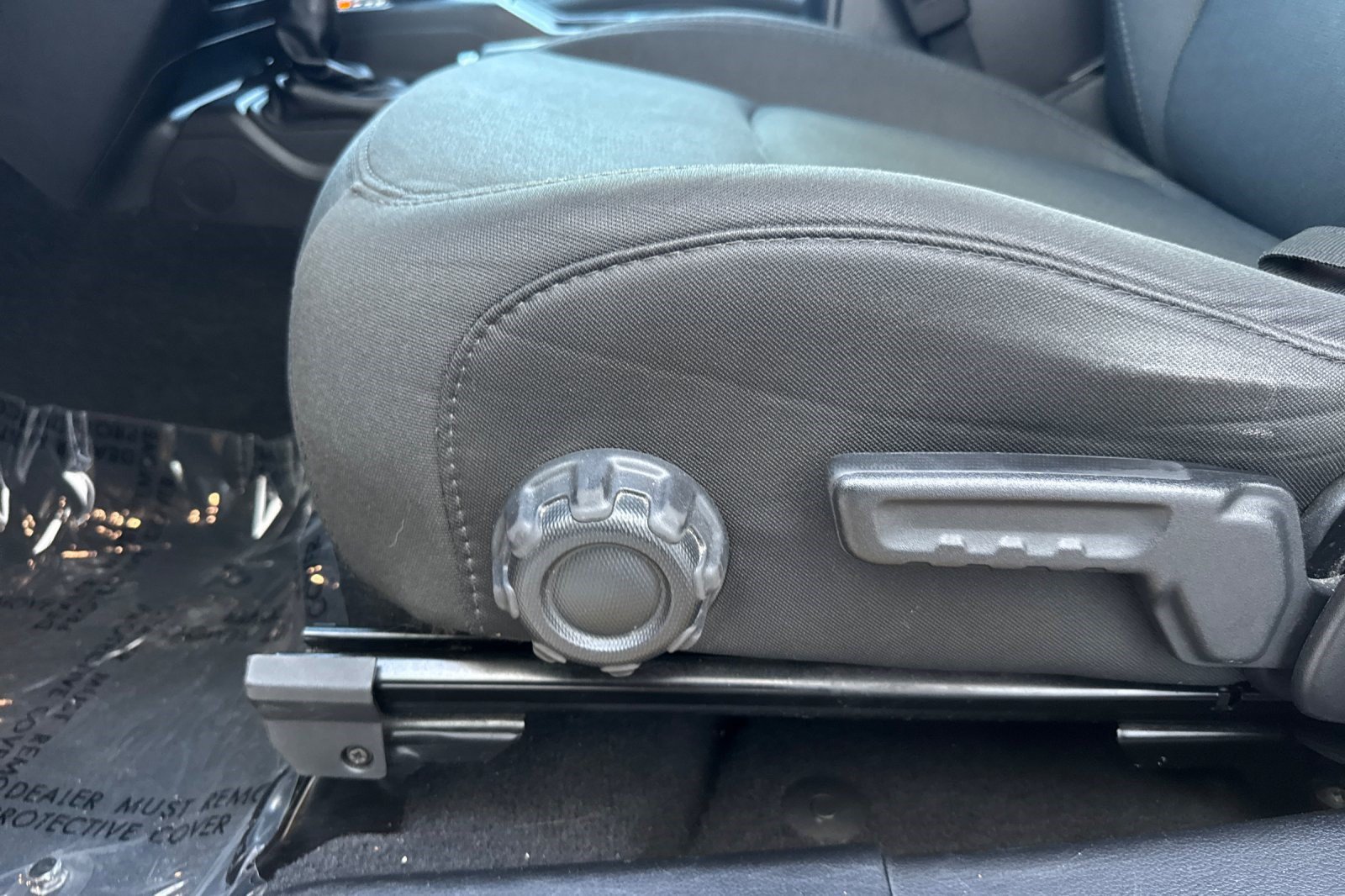 Used 2019 Jeep Wrangler Sport AWD/4WD image 14
