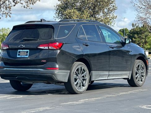 Used 2023 Chevrolet Equinox RS FWD image 4