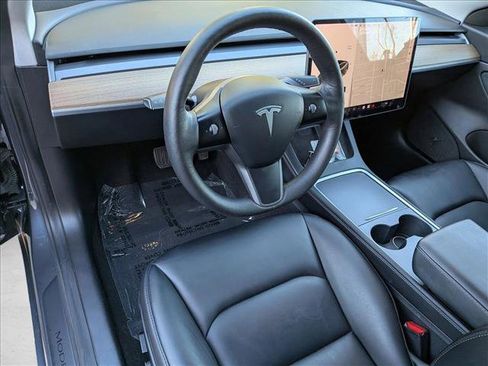 Used 2021 Tesla Model 3 Long Range image 9