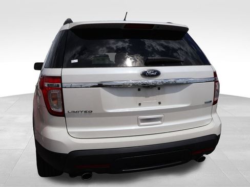 Used 2014 Ford Explorer Limited w/ Equipment Group 302A AWD/4WD image 6