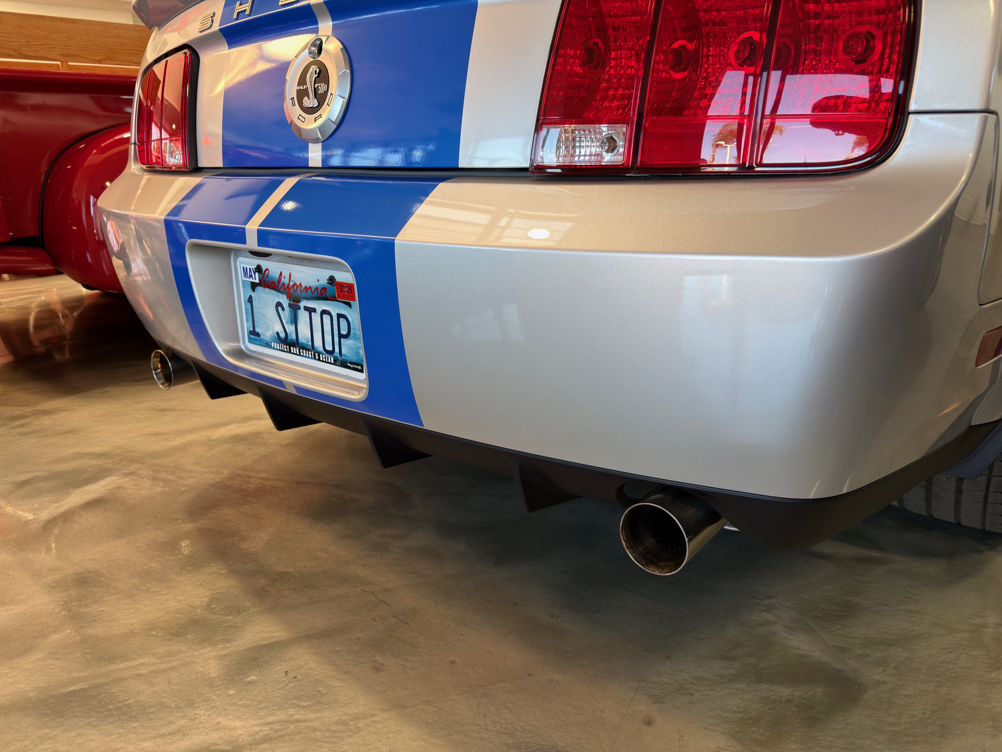 Used 2009 Ford Mustang Shelby GT500 RWD image 33