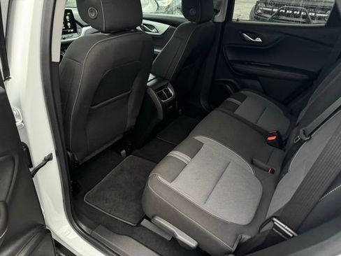 Used 2023 Chevrolet Blazer LT w/ Convenience Package image 19